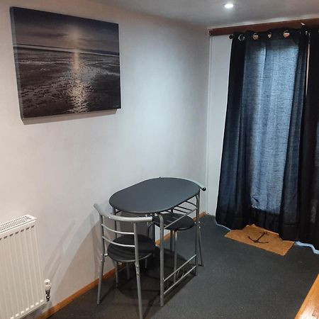 Mildenhall Suffolk Екстер'єр фото